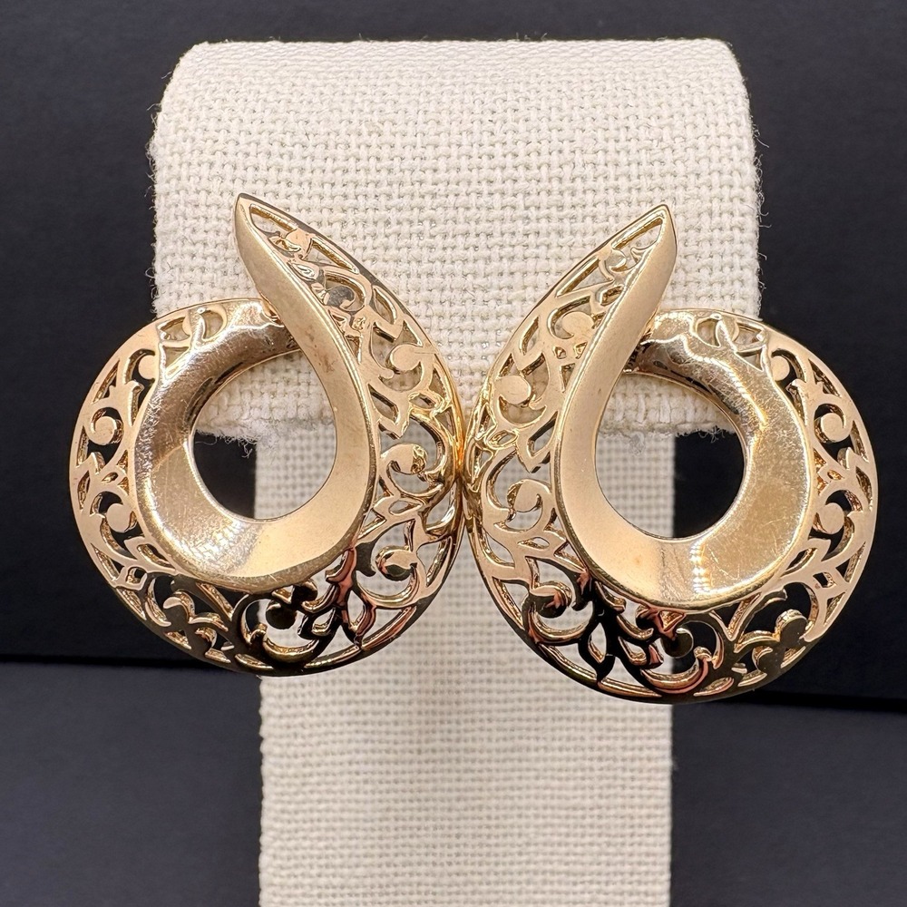 Vintage Turkey Filigree Swirl Gold Tone Pierced Post Earrings Ornate‎ Classic